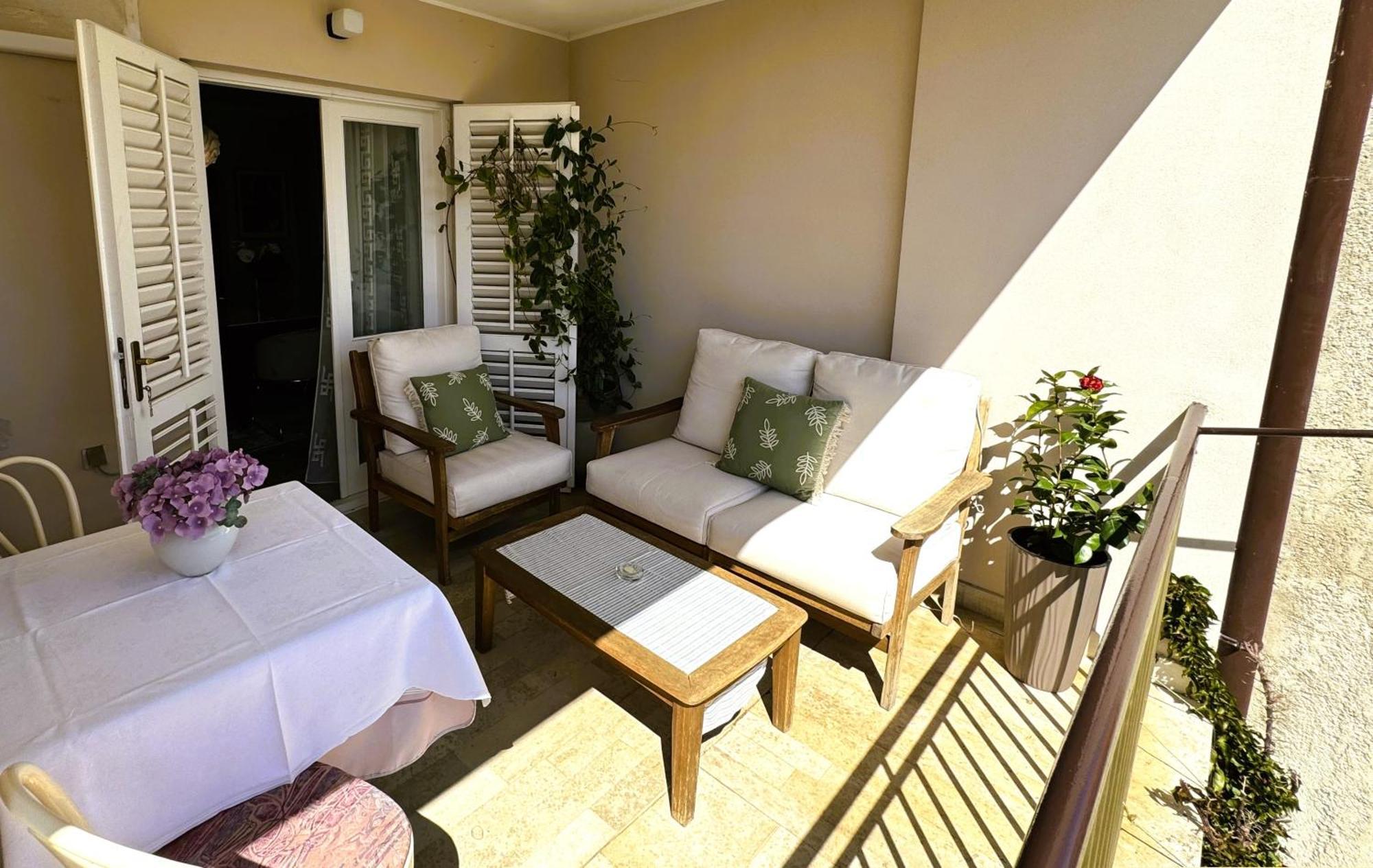 Apartments Ragusa Ровин Екстериор снимка