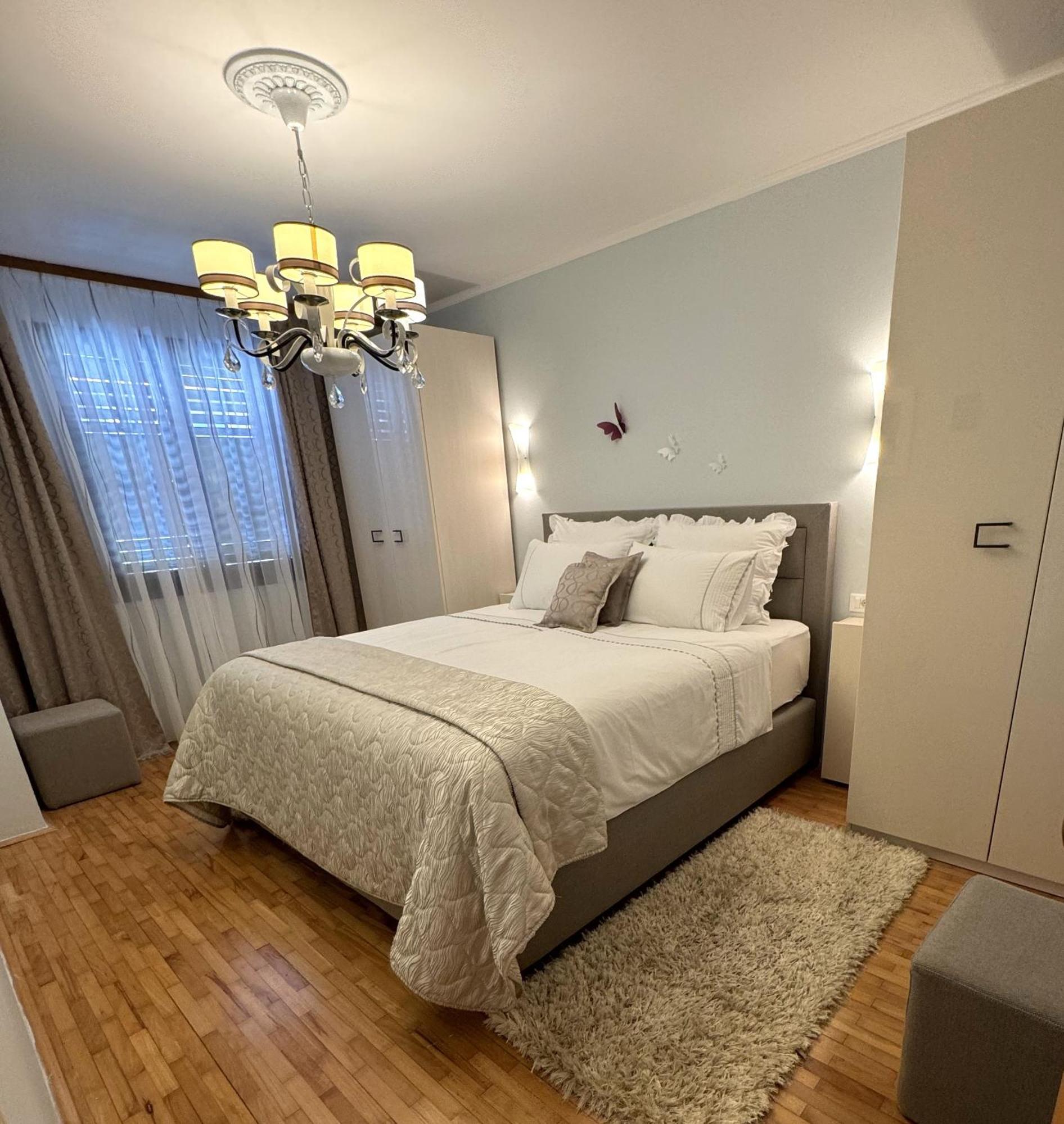 Apartments Ragusa Ровин Екстериор снимка